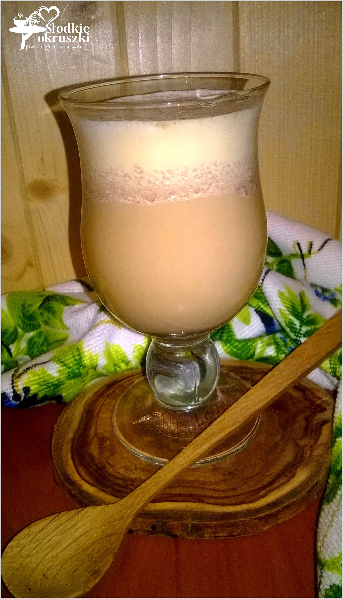 Malinowa latte (1)