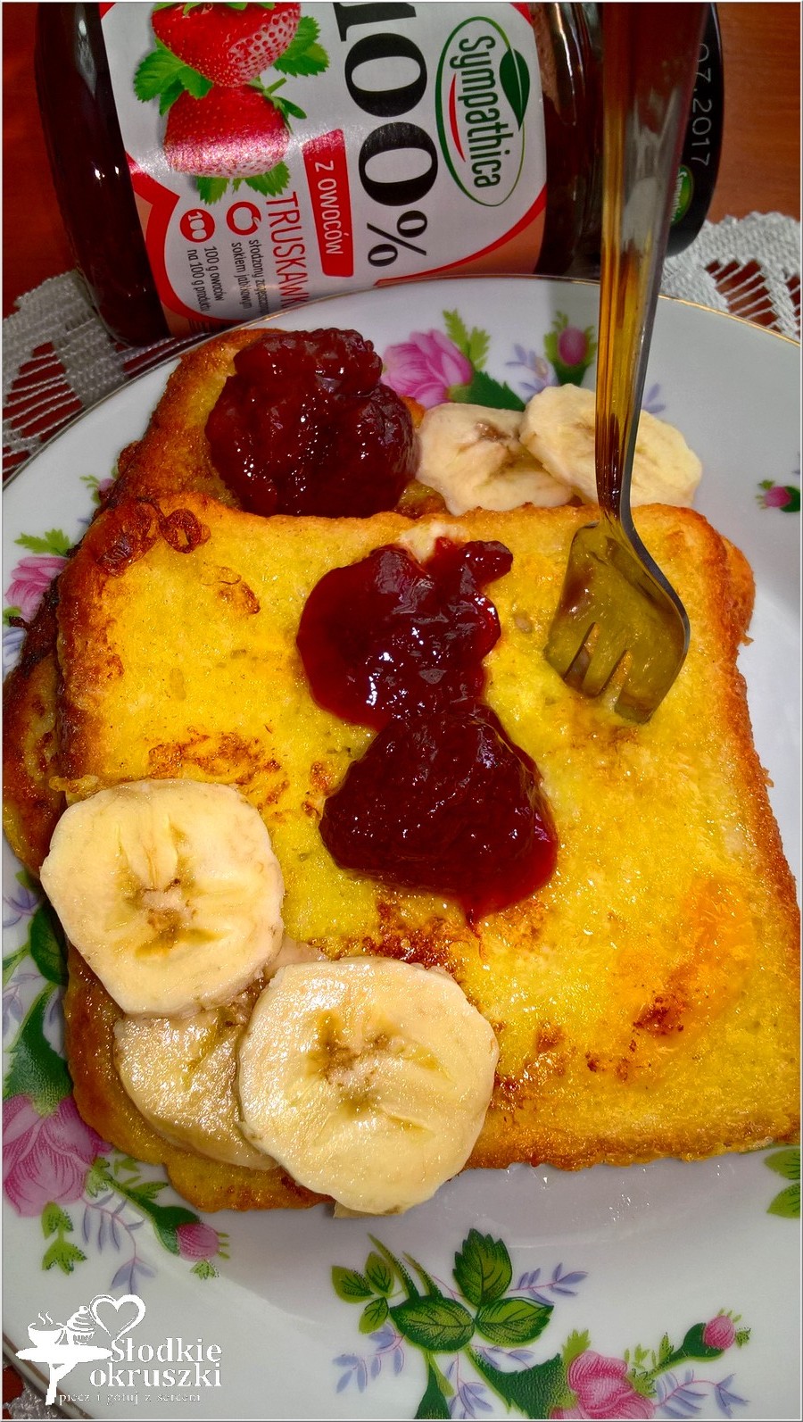 Szybkie, słodkie śniadanie. Francuskie tosty z dżemem i bananem (2)
