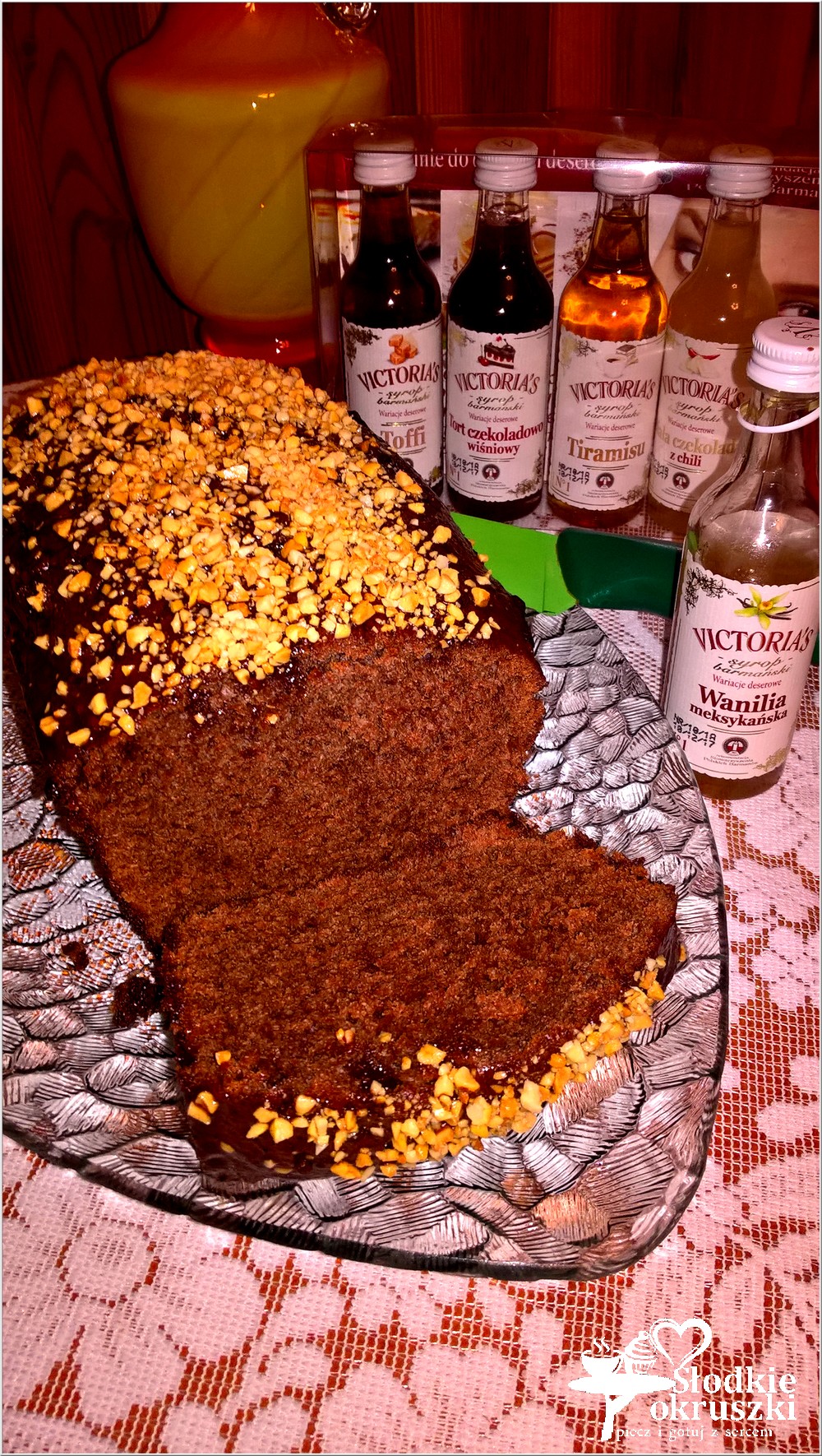 czekoladowe-ciasto-aromatyzowane-syropem-o-smaku-wanilii-meksykanskiej