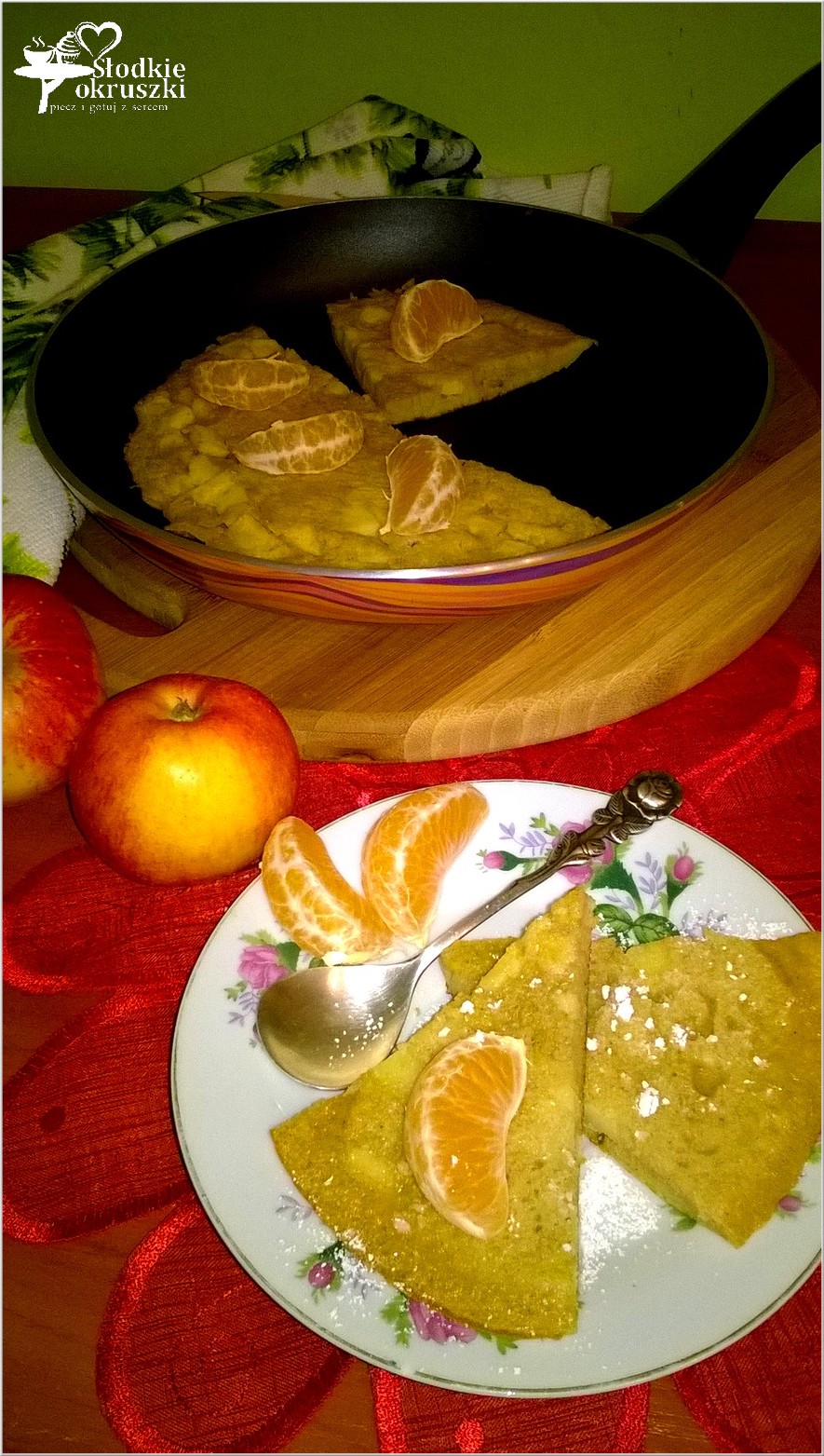 Dyniowy omlet z cynamonowym jabłkiem (na mące ryżowej)