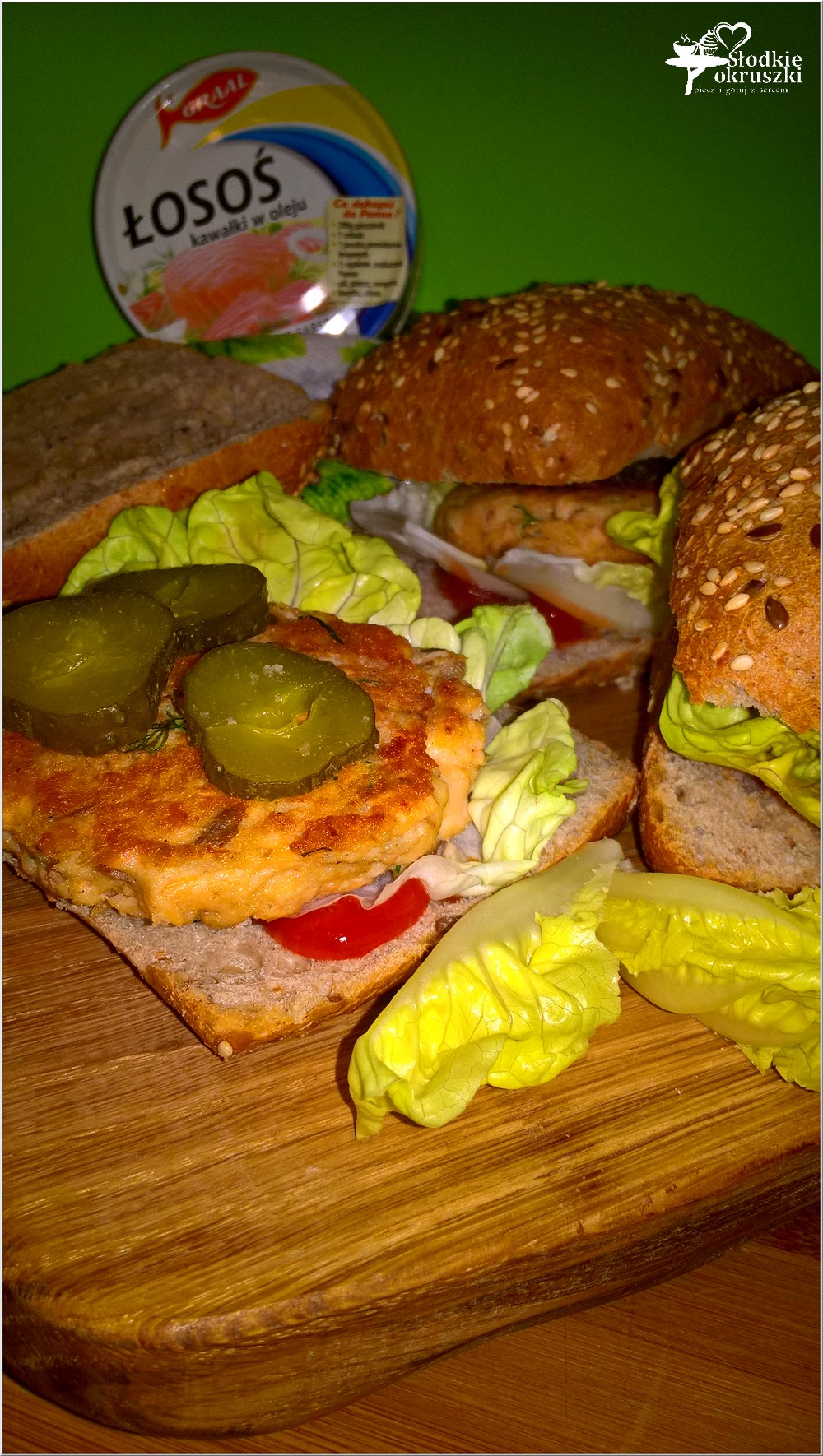 zdrowe-burgery-rybne-z-kotletem-z-lososia-4