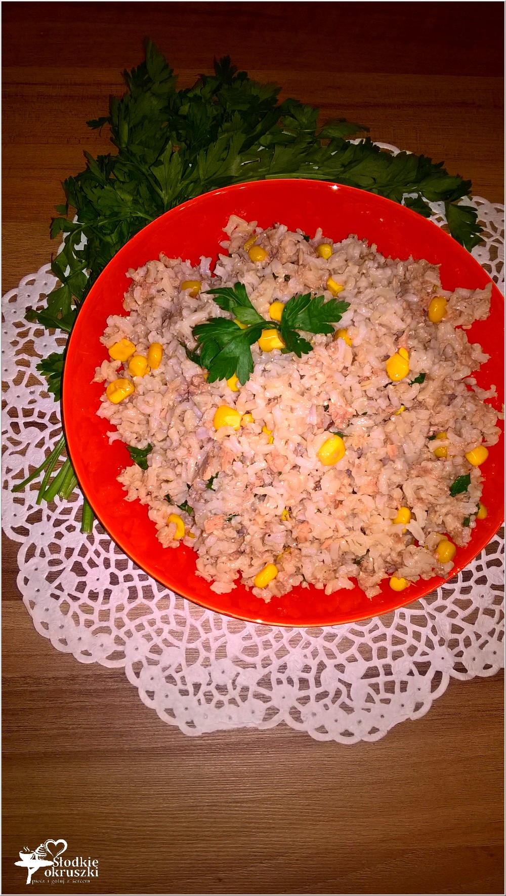 szybka-salatka-ryzowa-z-tunczykierm