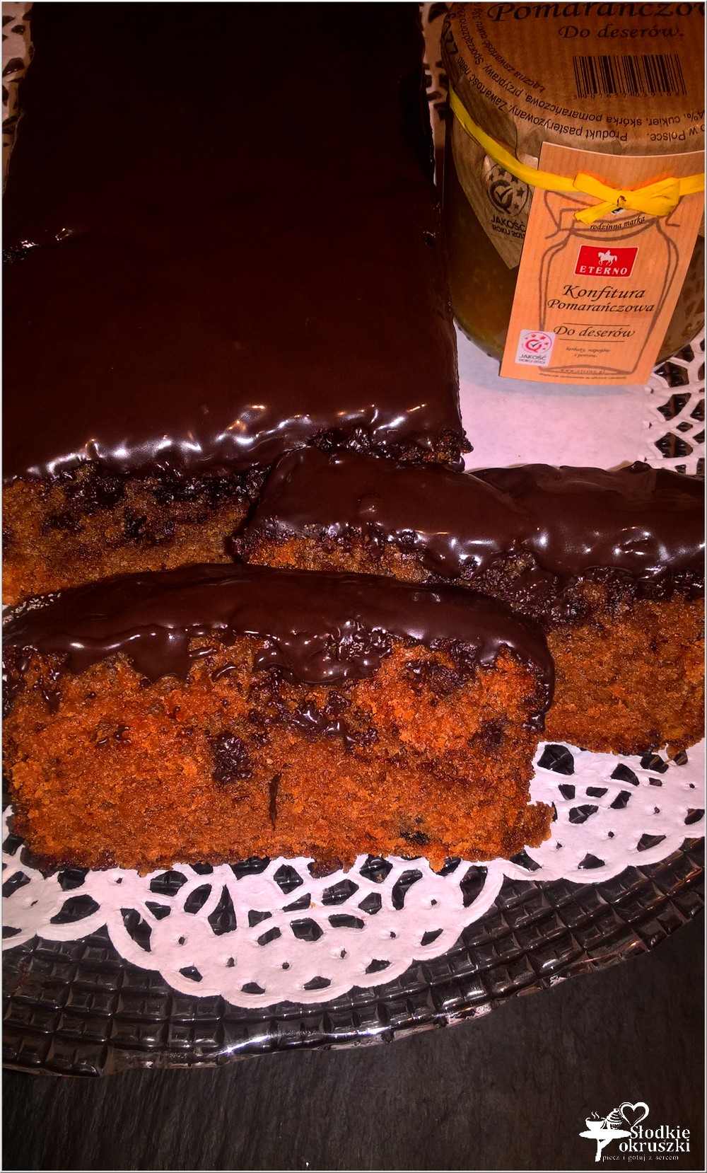 Ciasto czekoladowe wg Nigelli (z konfiturą pomarańczową) (4)