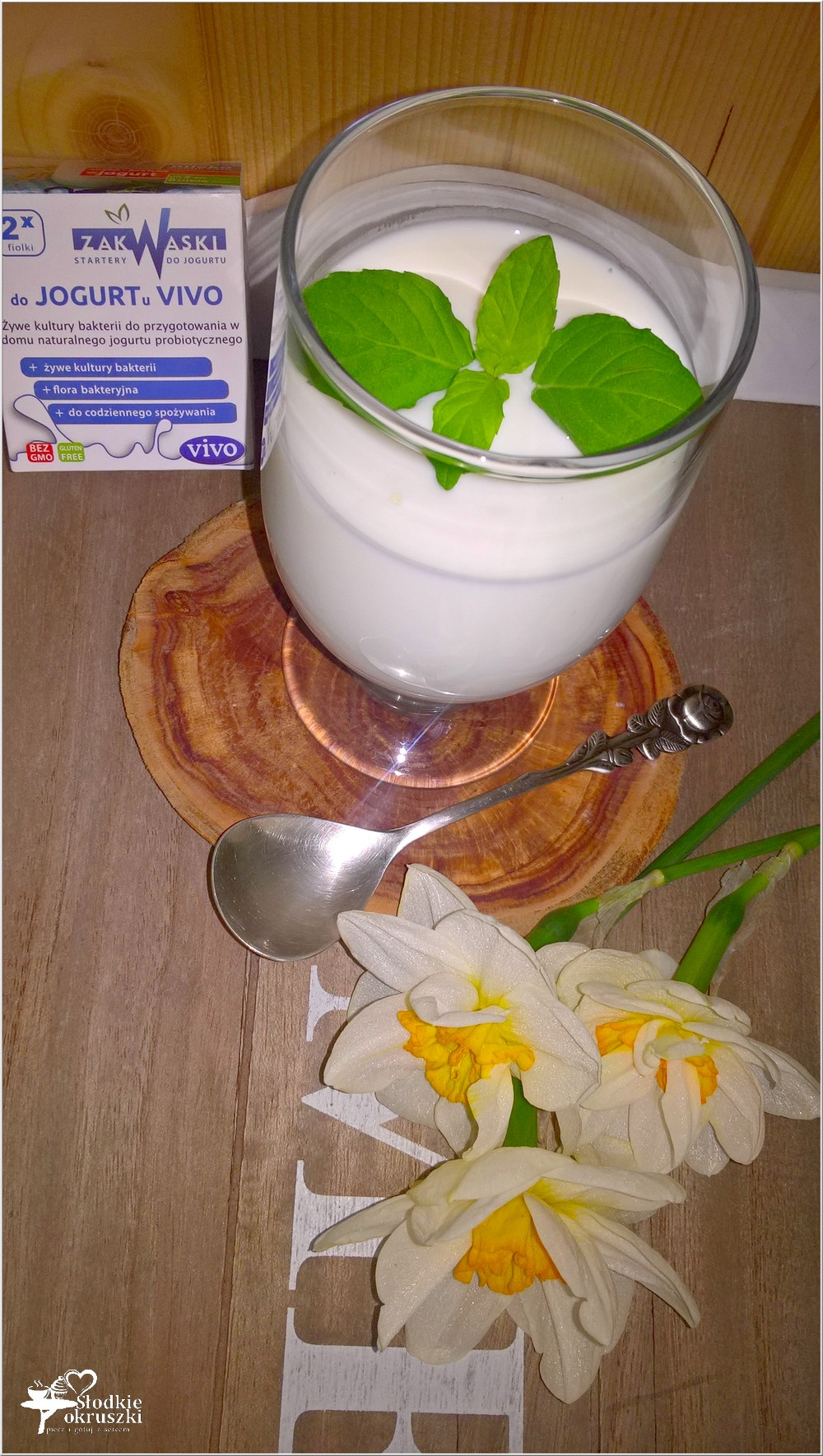 Jak zrobić klasyczny domowy jogurt (6)