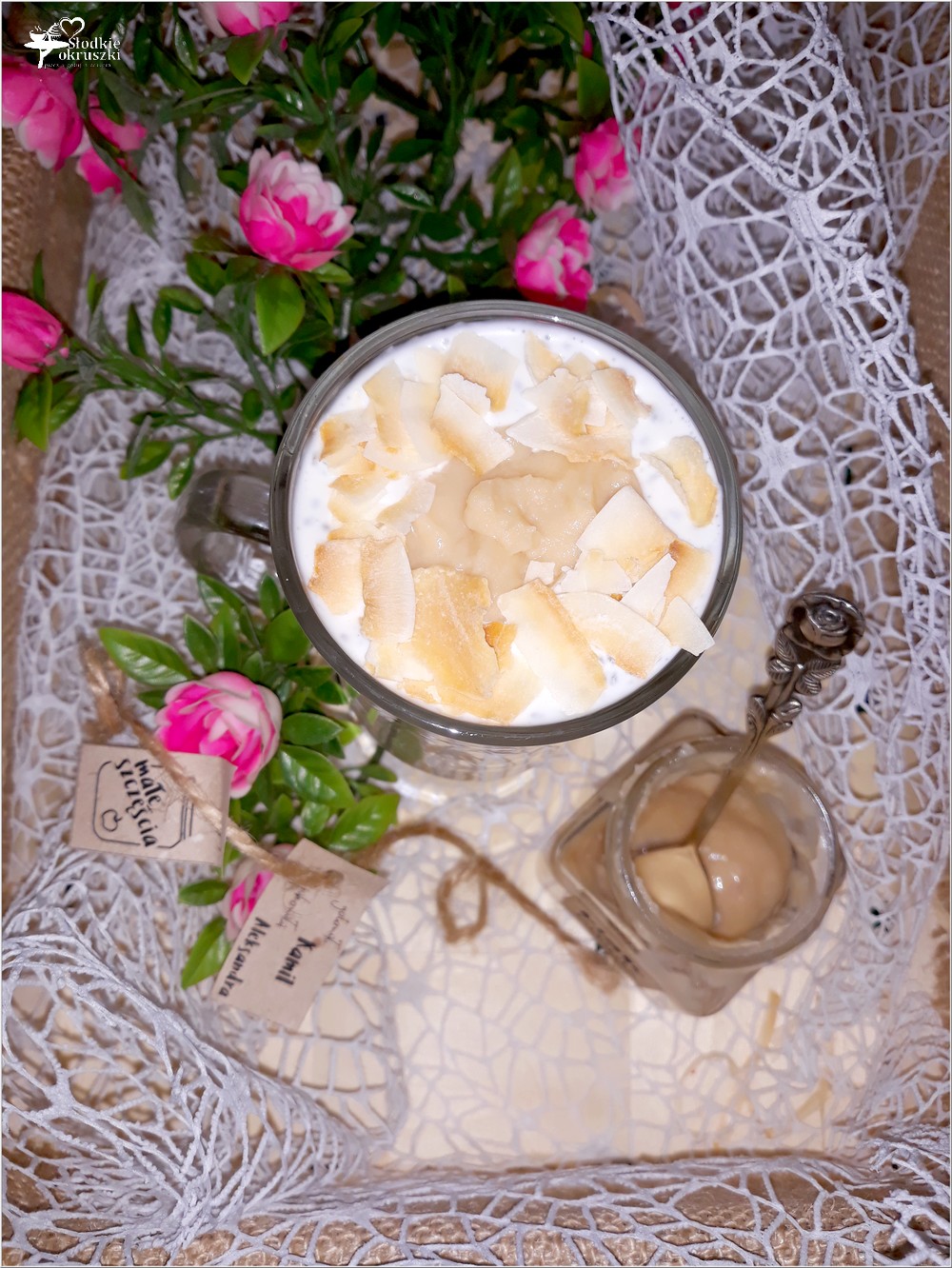 Pudding chia z białym jabłuszkiem i kokosową nutą (3)