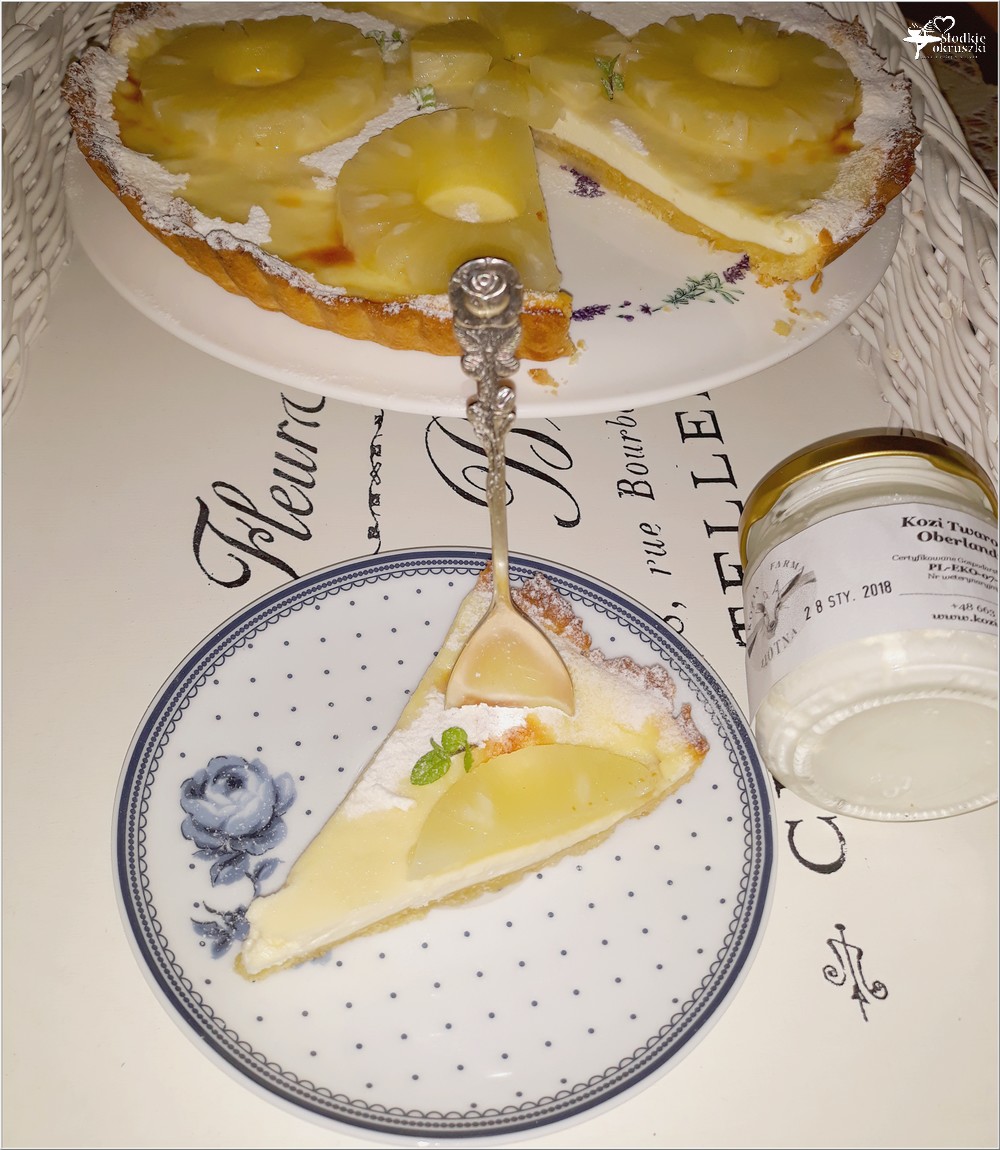 Tarta z twarożkiem oberlandzkim i ananasem (2)