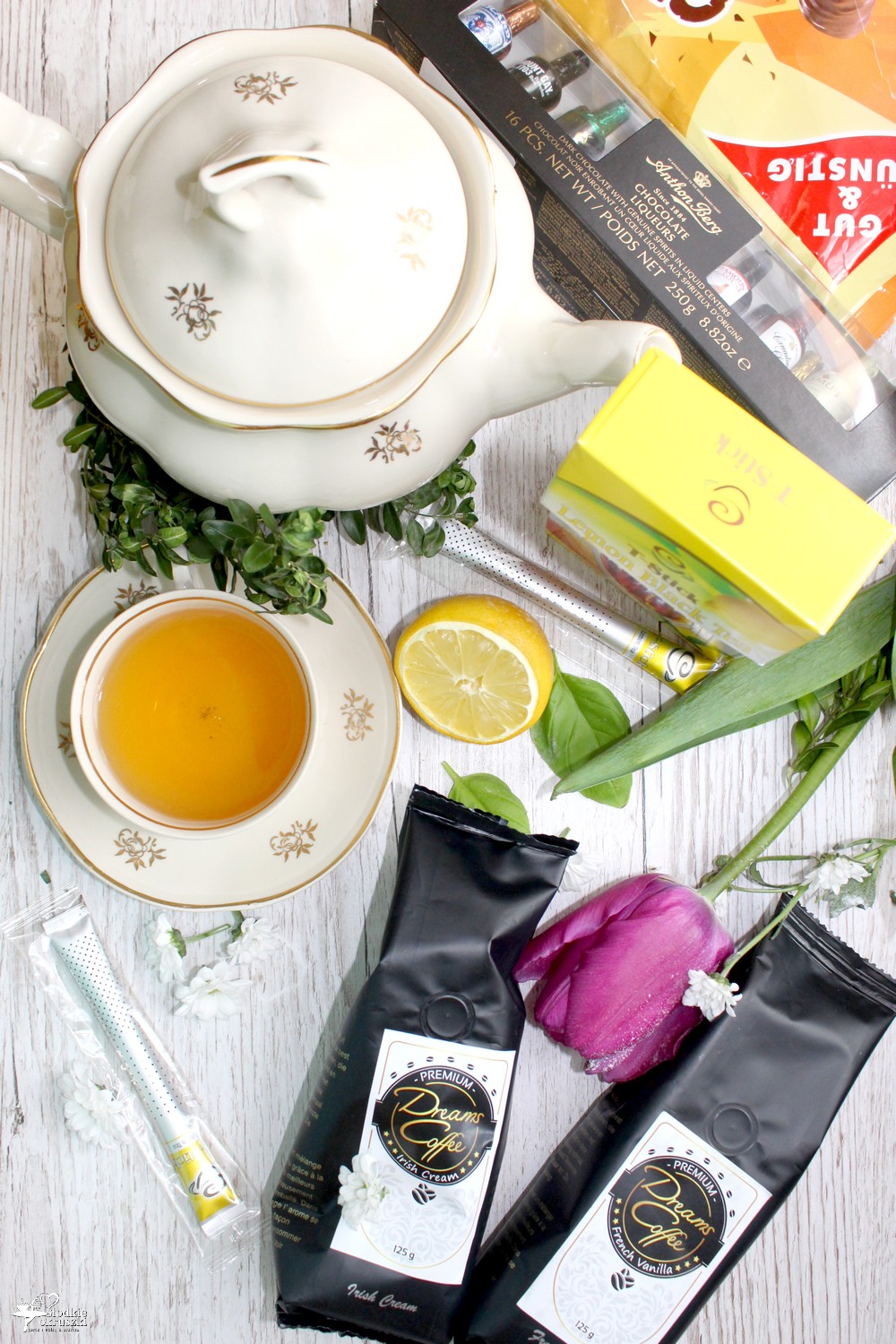 Kawy DreamsCoffee, wyjątkowa herbata T-Stick i słodkości - wyjątkowe produkty od 7 Plus