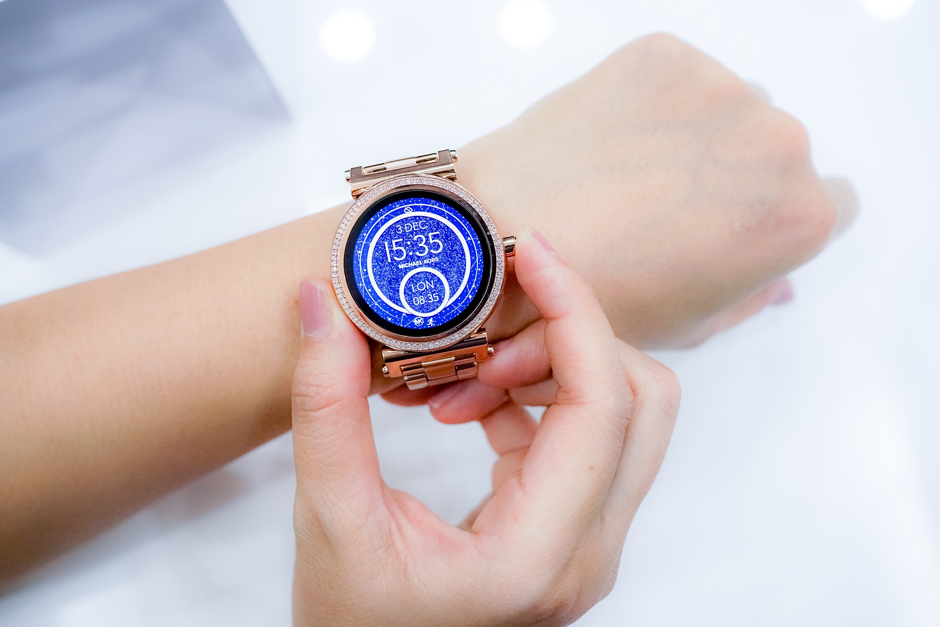 Smartwatch czy elegancki zegarek