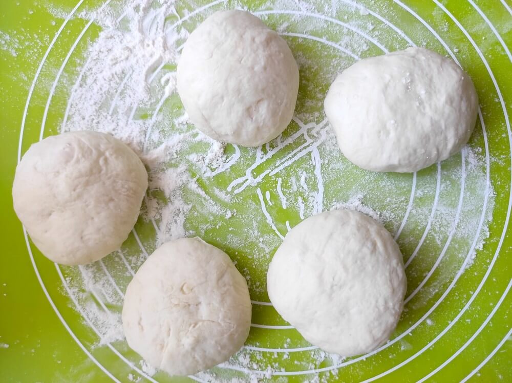 Domowe chlebki pita z patelni – prosty przepis | Słodkie okruszki